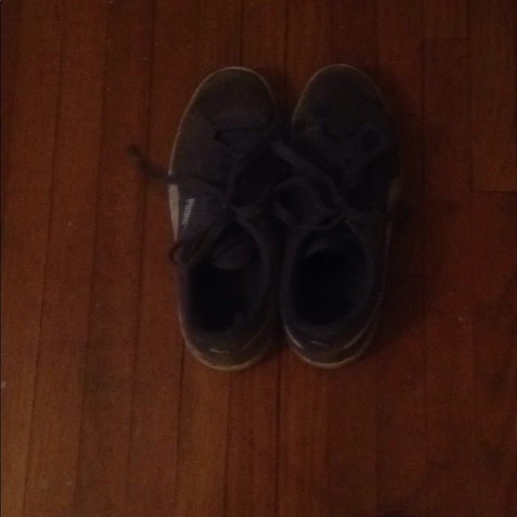 Boys shoes - Picture 1 of 2